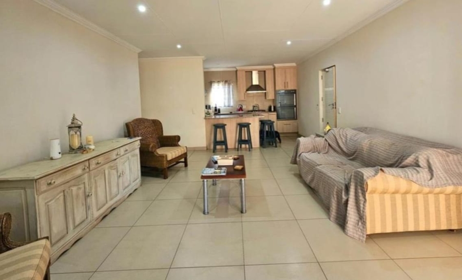 3 Bedroom Property for Sale in Van Der Hoff Park North West